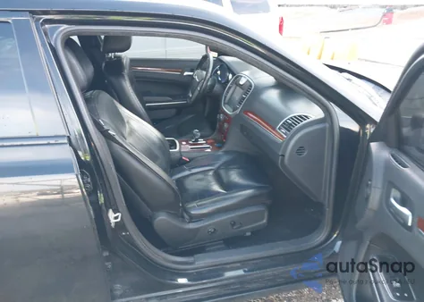 2013 Chrysler 300 Motown from USA, damaged, VIN 2C3CCAAG7DH528954